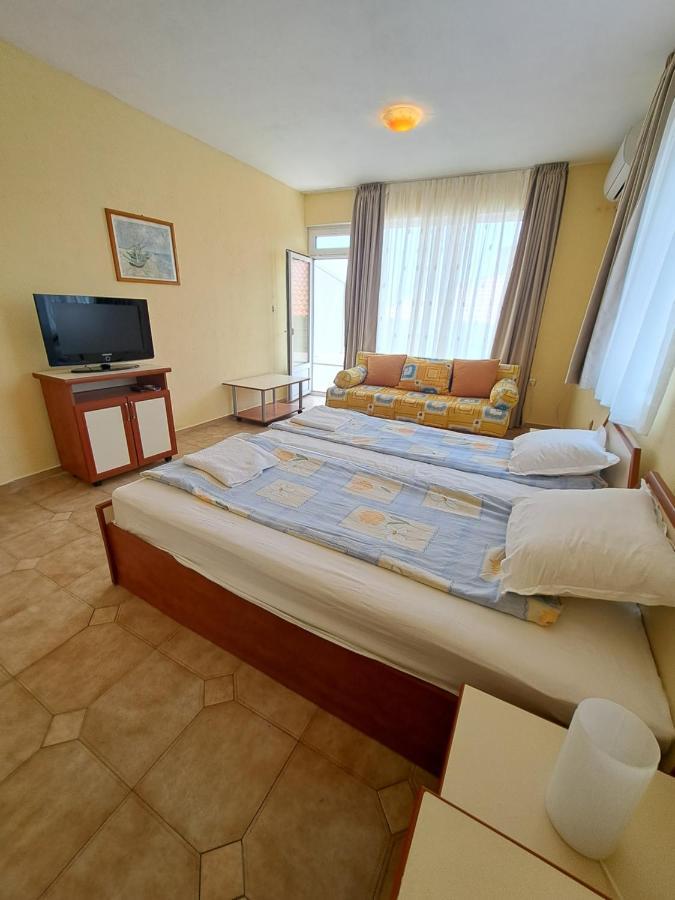 Guest House Polikseni سوزوبول المظهر الخارجي الصورة