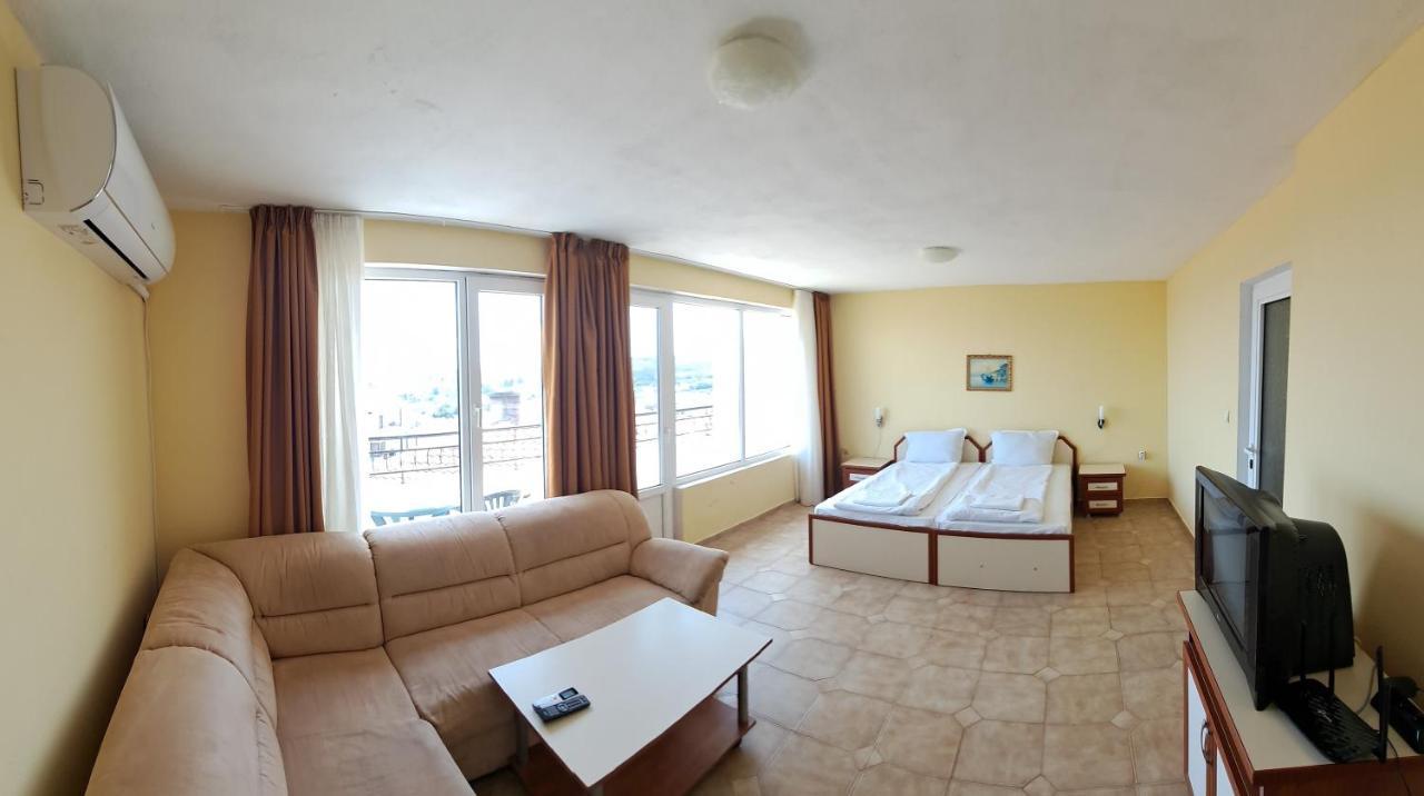 Guest House Polikseni سوزوبول المظهر الخارجي الصورة