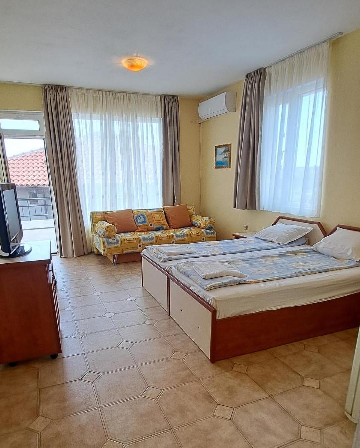 Guest House Polikseni سوزوبول المظهر الخارجي الصورة