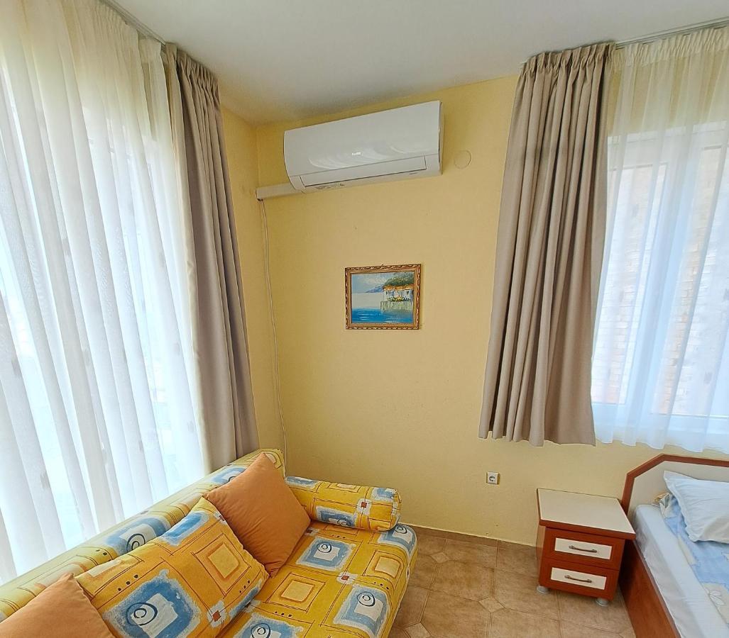 Guest House Polikseni سوزوبول المظهر الخارجي الصورة