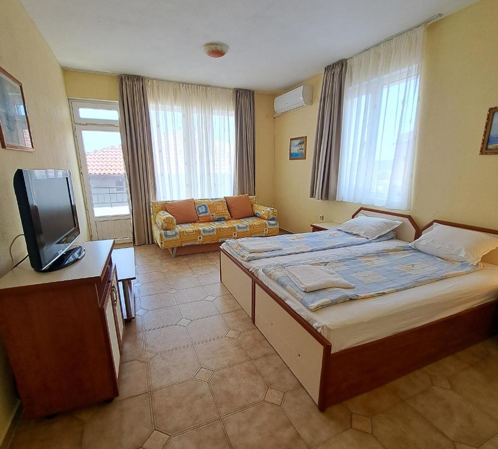 Guest House Polikseni سوزوبول المظهر الخارجي الصورة