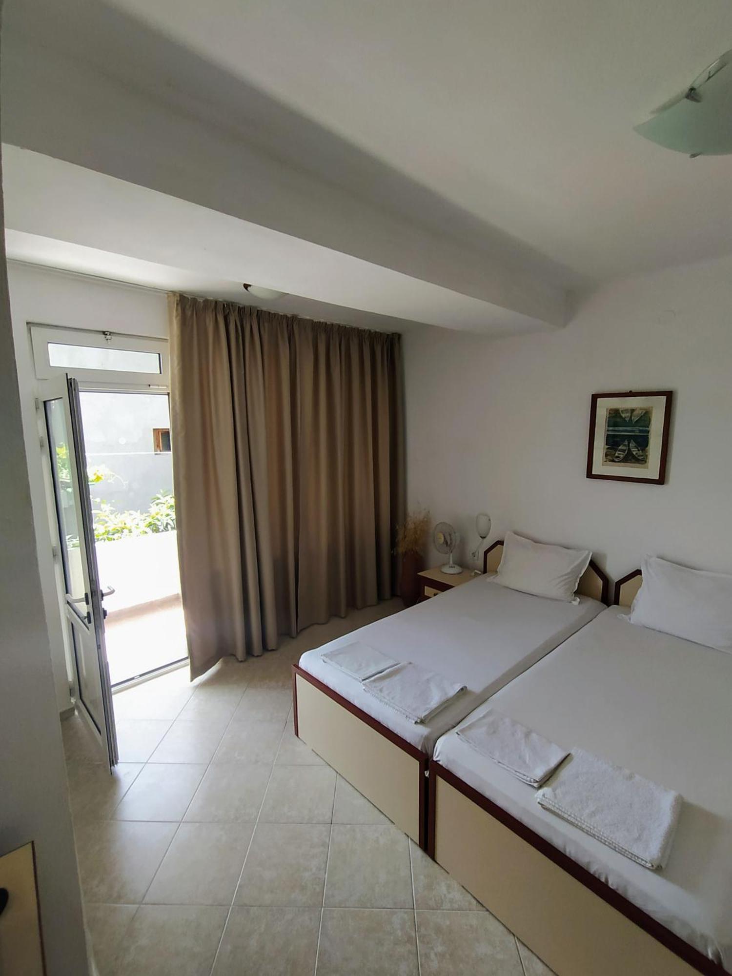 Guest House Polikseni سوزوبول الغرفة الصورة