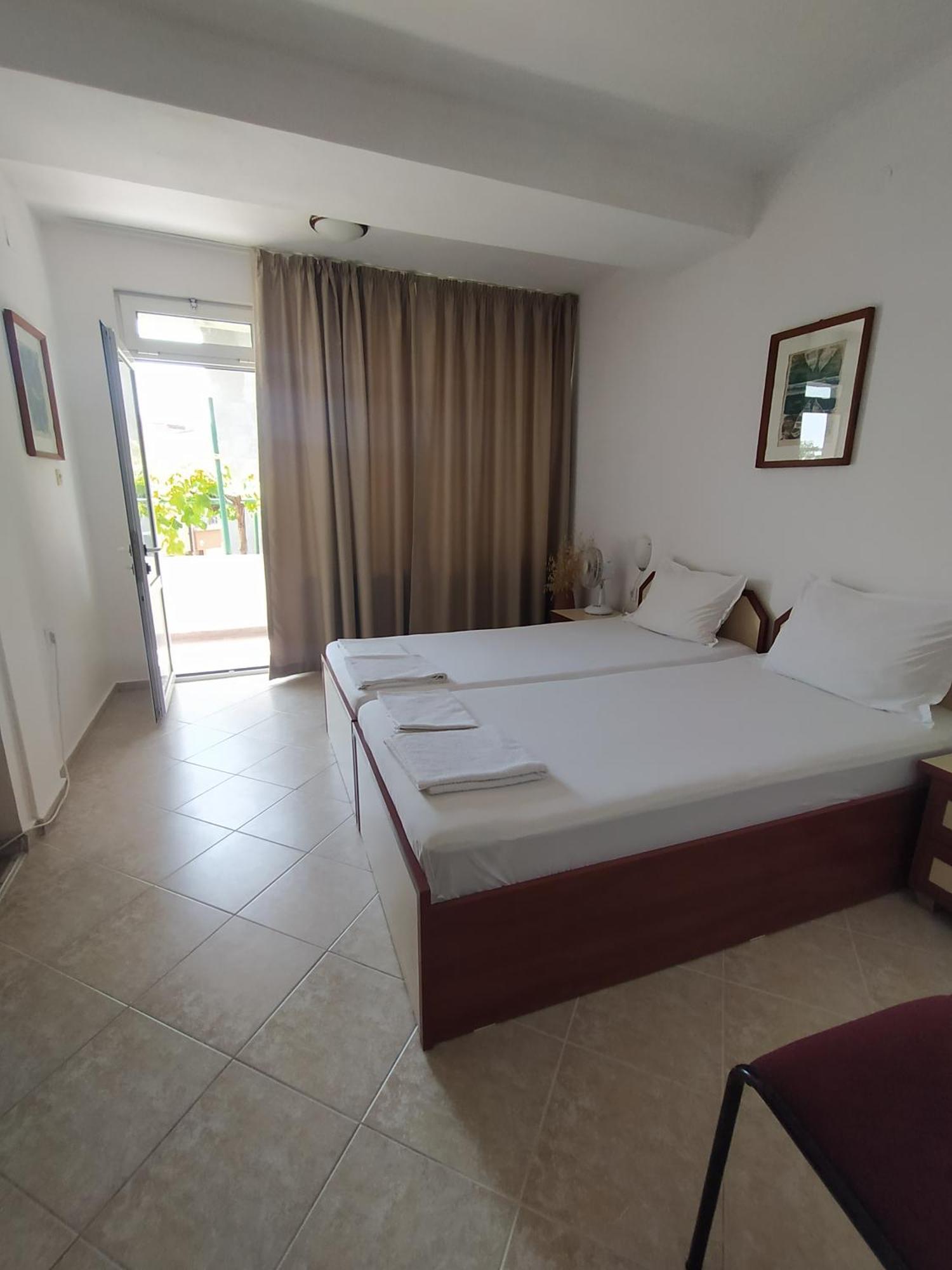 Guest House Polikseni سوزوبول الغرفة الصورة